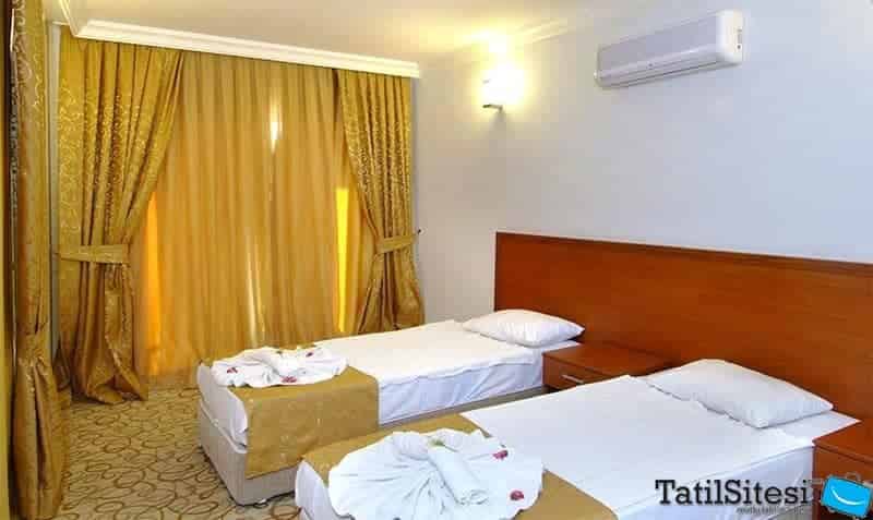 Hedef Rose Garden Hotel